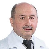 Врач Баиров Анатолий Тальатович
