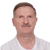 Врач Гурьев Владимир Михайлович