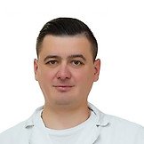 Врач Ющенко Константин Николаевич